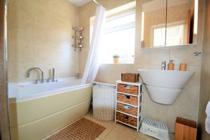 Photo 16- click for photo gallery